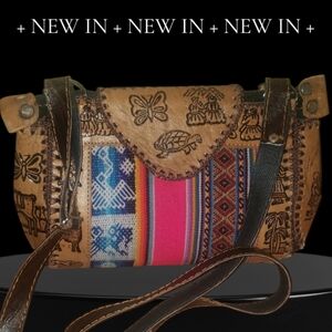 Excellent condition native/aztec tooled purse/bag crossbody strap leather gorgeo